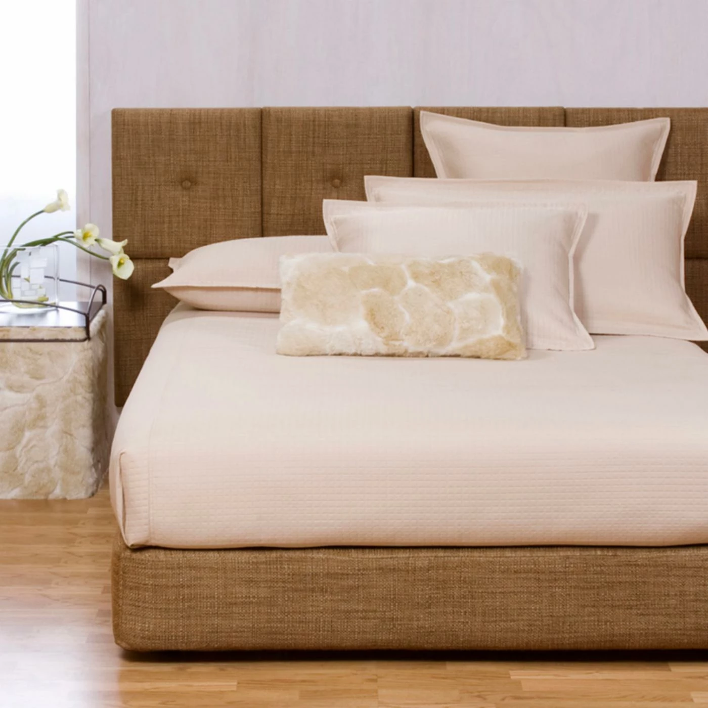 Best Pirce 𧨠Upholstered Headboards Elizabeth Austin Upholstered Button 1 In. Wall Pixel - 16W X 16H π― 4 Best Pirce 𧨠Upholstered Headboards Elizabeth Austin Upholstered Button 1 In. Wall Pixel - 16W X 16H π― - Image 2